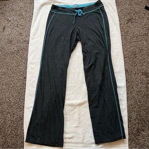New Balance gray pants